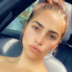 Meet your Posher, Jade